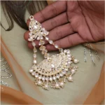 BS Women's White Color Kundan Maang Pasa
