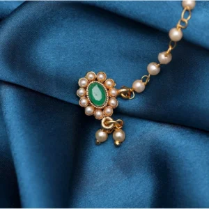 BS  Women's Green Color Nose Nath